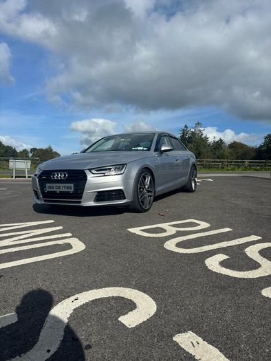 152 Audi A4 2.0tdi B9