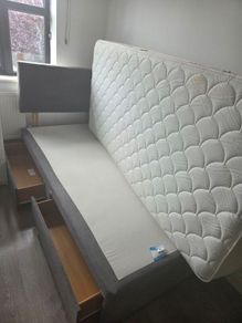 Single bed with two storage drawers