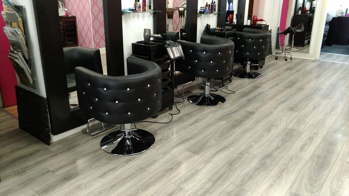 Bella NARAZZIO Hairdresser Styling Chair, Diamond Collection