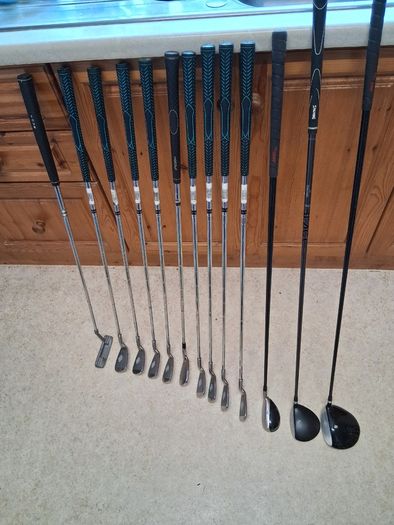 Golf clubs. Set Of Mens Left Handed Golf Clubs In Very Good+ Condition.