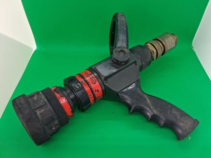 Postage - 2 X Akron Style 1702  Fire Fighting Nozzle
