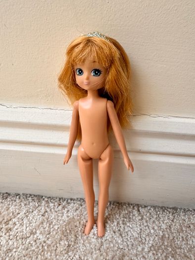 Arklu Lottie Doll Blonde Hair Blue Eye Princess Doll Tiara Loose legs approx. 18 cm. Used Please see photos