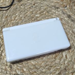 Nintendo DS Lite Console.