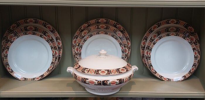 Amazing and Rare Arklow Pottery-Avoca Ware in Pattern Number 878, From the Very Early Days of Arklow Potterys Production, Circa 1936, Mixed Used Condition, Display Only