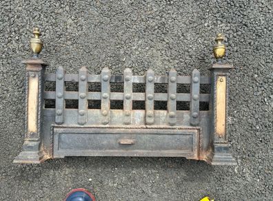 cast iron fire grate/ basket