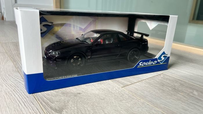 1:18 R34 GTR Skyline