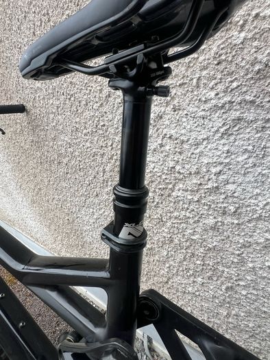 Mondraker Dune R Carbon