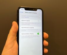 iPhone XR with NEW Battery
