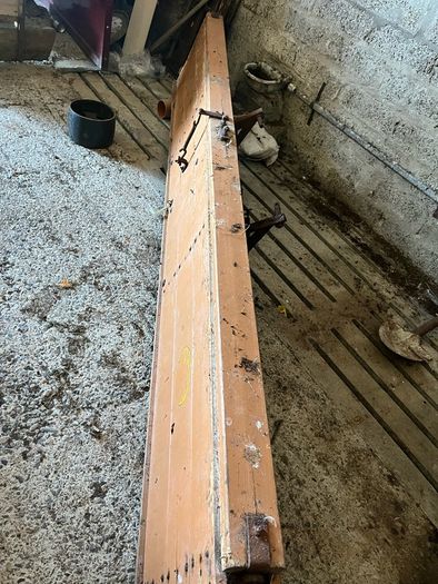 Antique hayseed/ fertiliser shaker. 10 ft long