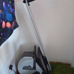 Rowing machine, like new