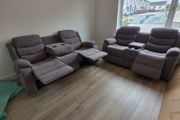 Brand new 3+2 recliner suite