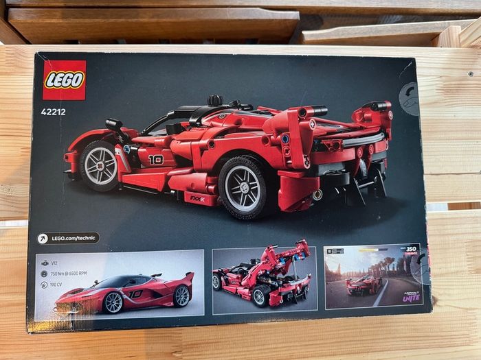 LEGO Technic 42212 Ferrari FXX K set
