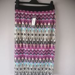 BNWT stretch midi skirt Size 10/12