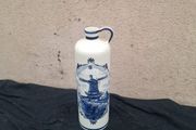 Delft ceramic bottle postage possible