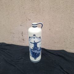 Delft ceramic bottle postage possible