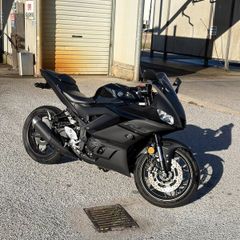 Yamaha R3