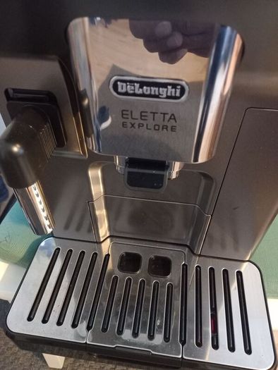 Delonghi Eletta Explore ECAM450.86.T Smart Bean to Cup Coffee Machine
