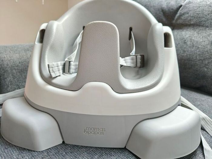 Mamas and papas 3 in floor slash chair seat