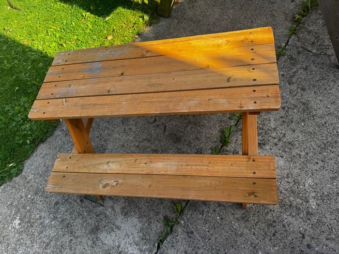 Free Kids Picnic Table