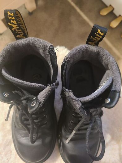 DR. MARTEN Girl Leather Boots