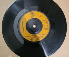 Julio Iglesias Begin The Beguine Volver A Empezar 7 inch Vinyl