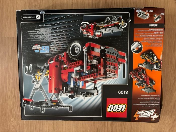 Lego technic 8109 from 2011 - MIB