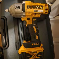 Dewalt Impact DCF899N with x2 Batteries and Charger
