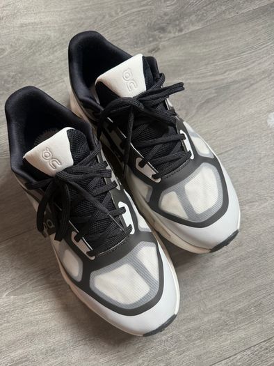 trainers on cloud