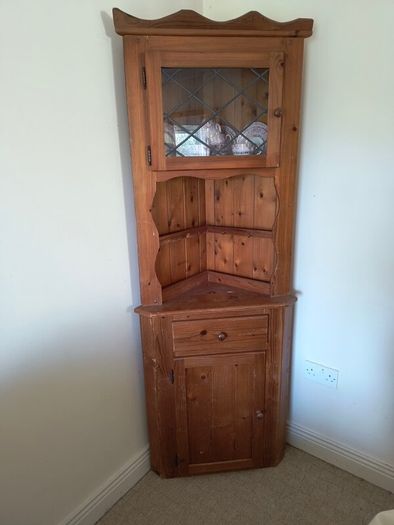 Pine Corner Dresser