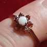ladies 9ct gold ring Image 4