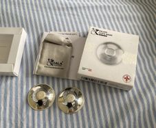 silver cups breastfeeding