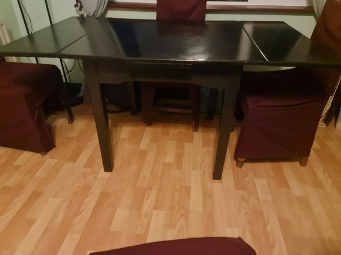 Dinning Table