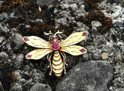 Antique Russian Art Nouveau Bee Brooch/Pendant