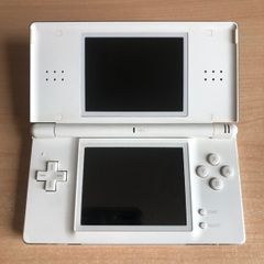 Nintendo DS Lite