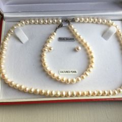 Jewellery - 3 Piece Pearl Set