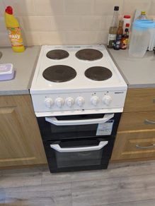 Free standing oven