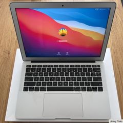 Apple MacBook Pro 13" Silver - with Touch Bar in Original Box