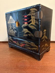 Retro Kitsch Musical Japaneses jewelery box c1970
