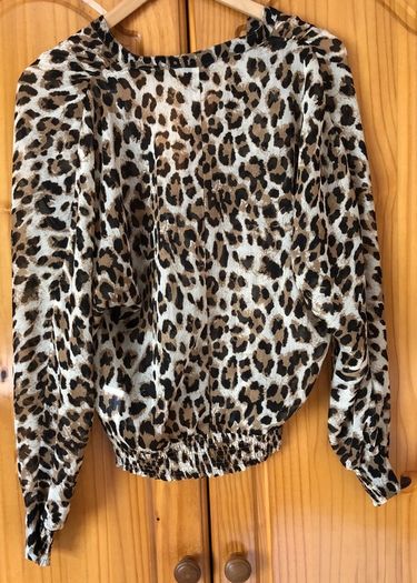 Guess long sleeved blouse