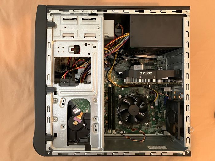 Gaming PC & Keyboard