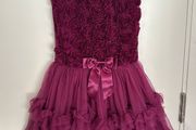 Stunning special occasion dress for a girl, 6-7 years (122 cm)