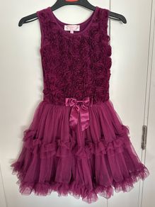 Stunning special occasion dress for a girl, 6-7 years (122 cm)