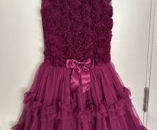 Stunning special occasion dress for a girl, 6-7 years (122 cm)