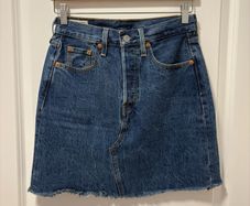 Levi's Mini Skirt W26 | LIKE NEW