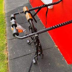 Halfords rear-mounted 3-bike carrier