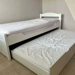 Trundle bed plus single bed (solid beech wood)