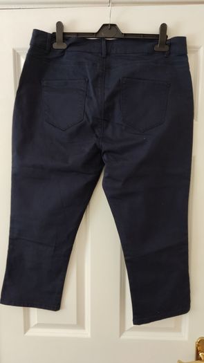 Dunnes Navy Three Quarter Lengths size 16