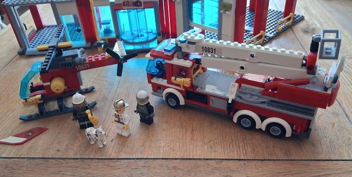Lego compatible fire station