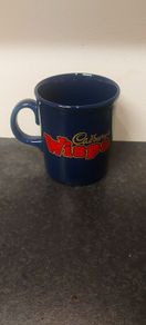 Wispa easter egg,vintage cup ,from 80s ,90s,,buyer collects or pays postage thank you, good condition, sold as seen ,see pictures, Cadburys, stamp made in England ..