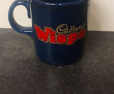 Wispa easter egg,vintage cup ,from 80s ,90s,,buyer collects or pays postage thank you, good condition, sold as seen ,see pictures, Cadburys, stamp made in England ..